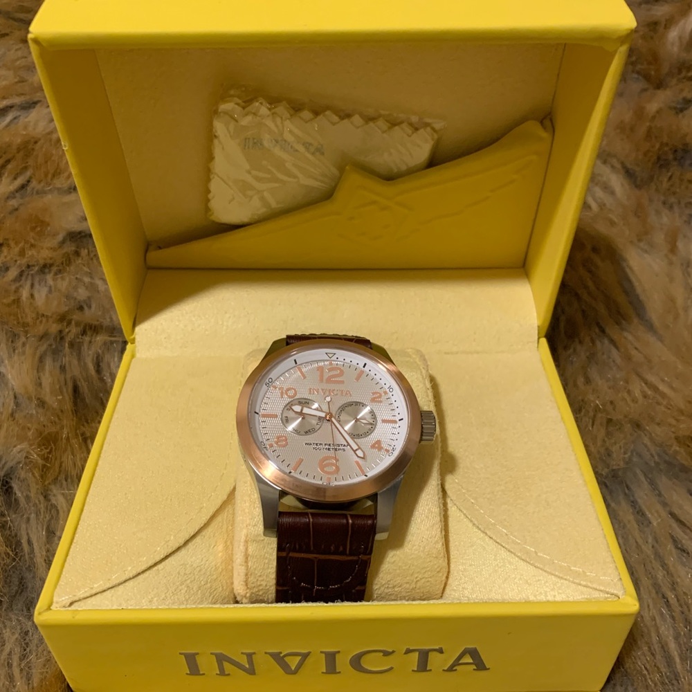 Men’s Luxury Watch Invicta